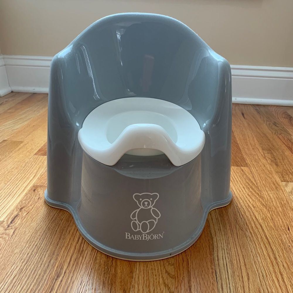 Bjorn Borg Gray and White Kids Potty Chair